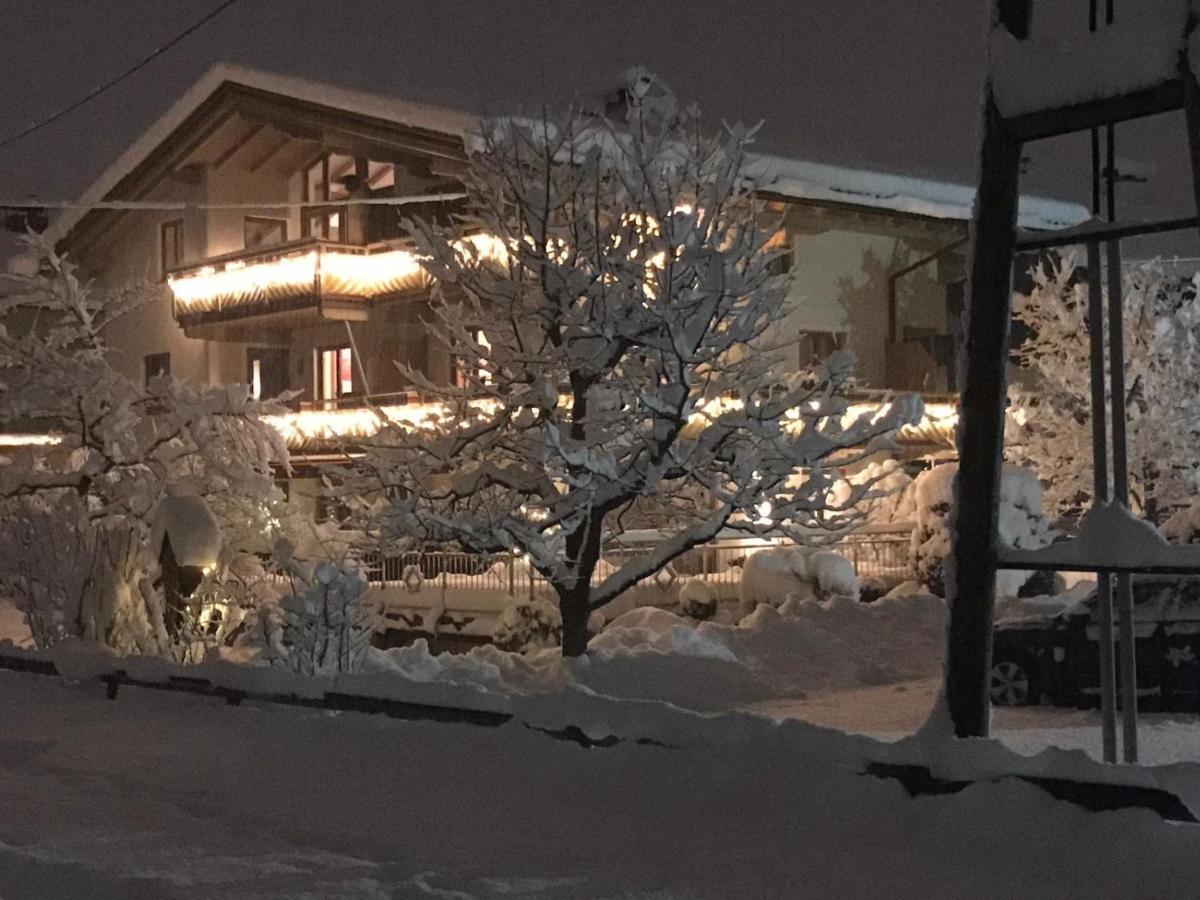 Apart Huditz Zell am Ziller Eksteriør bilde